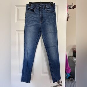 Abercrombie & Fitch Ultra High Rise Super Skinny Jeans size 29R/8